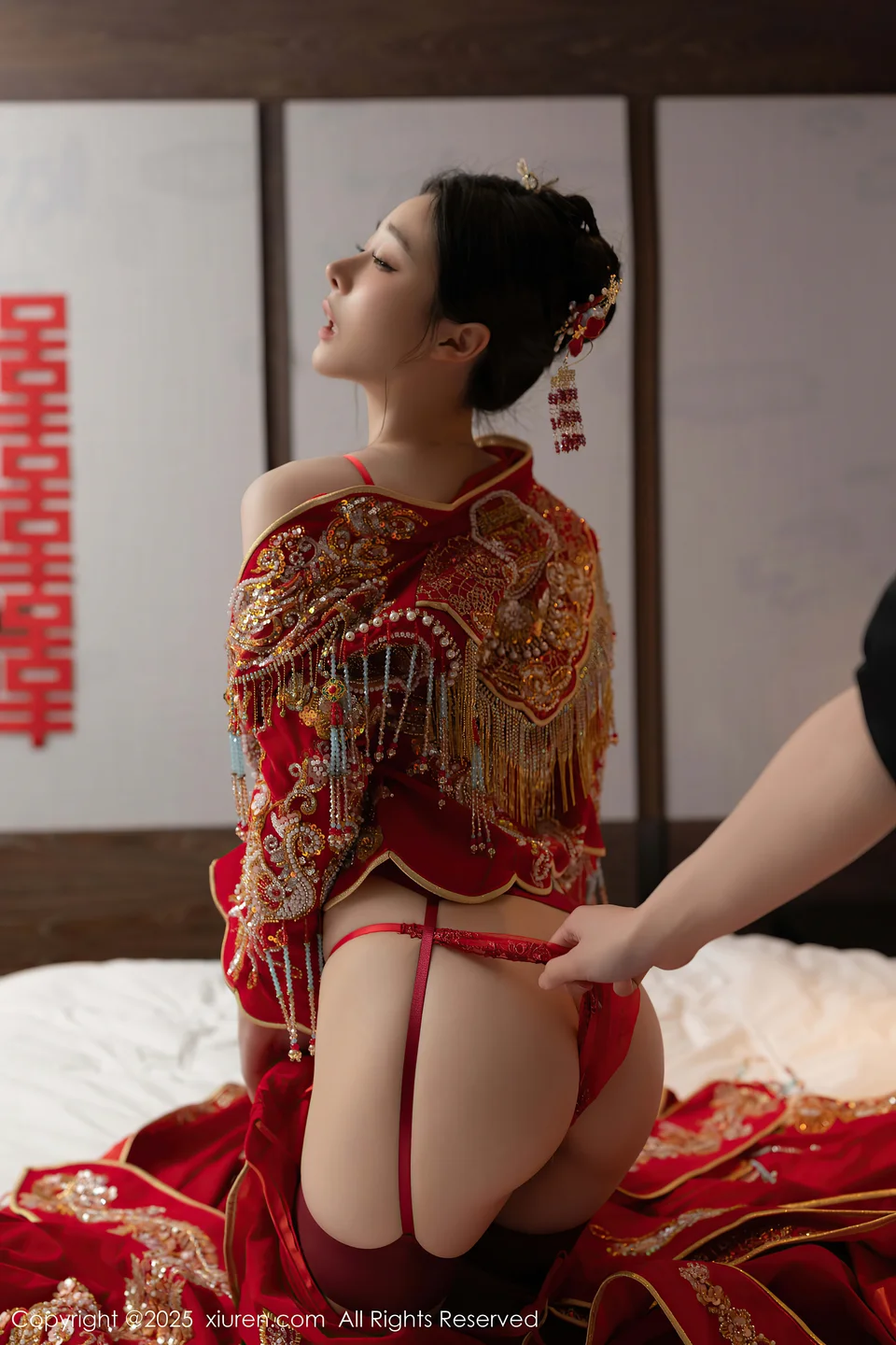 秀人网 - 小逗逗 新婚之夜 [83P-981MB] tg@simisebaisi 【丝足阁】037.webp